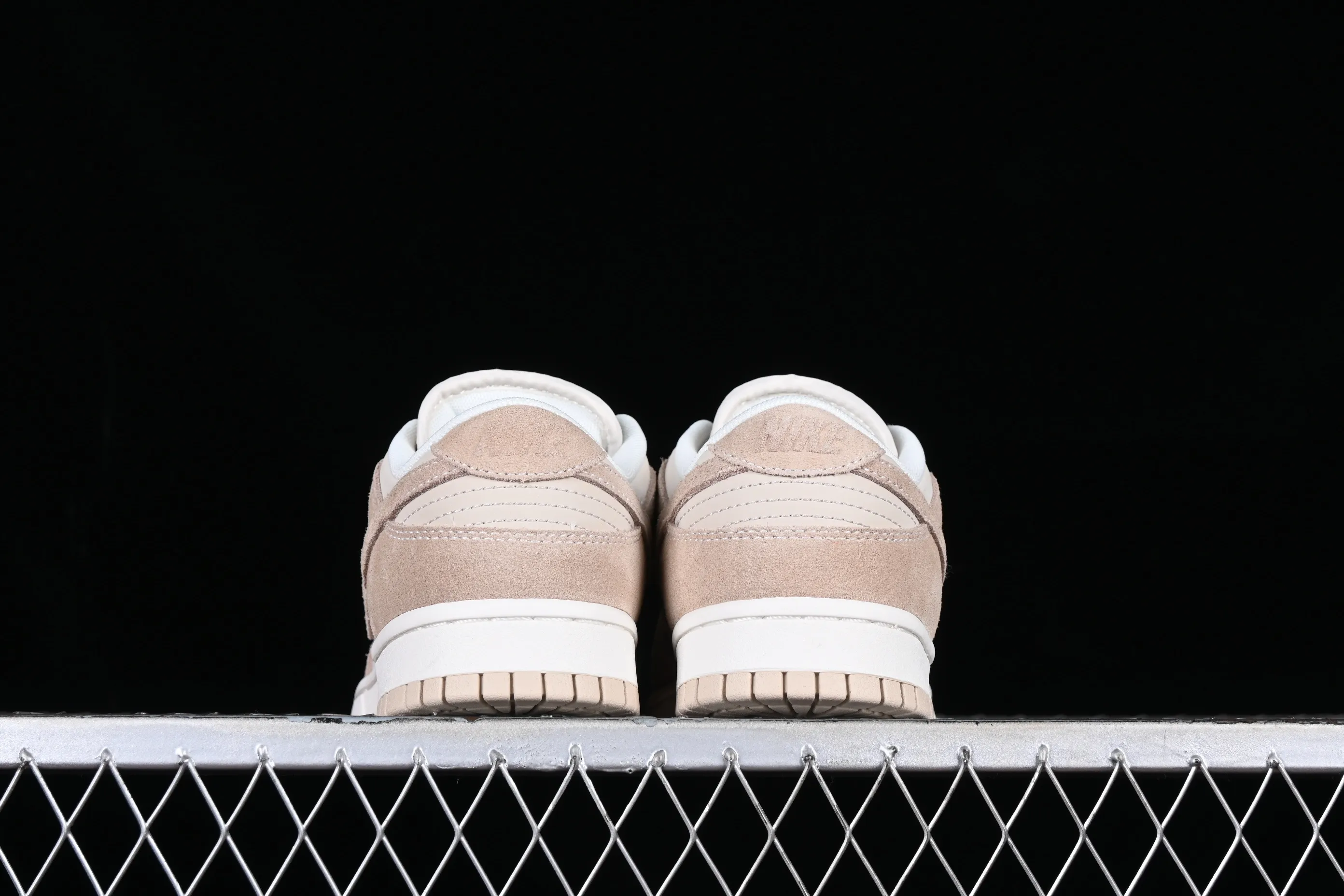 All categories Nk SB Dunk series Nk SB Dunk Low low-top sneakers F version Nk Dunk Low "Sanddrift" new wheat color SB low-top casual sneakers FD0873-126